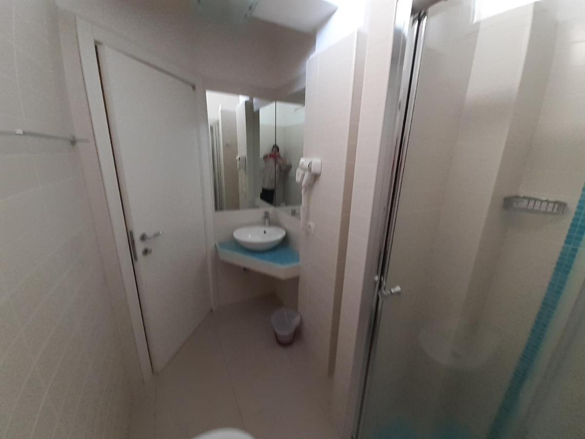 Hotel Jupiter Cattolica Kültér fotó